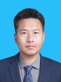 能子证件照06标准二寸